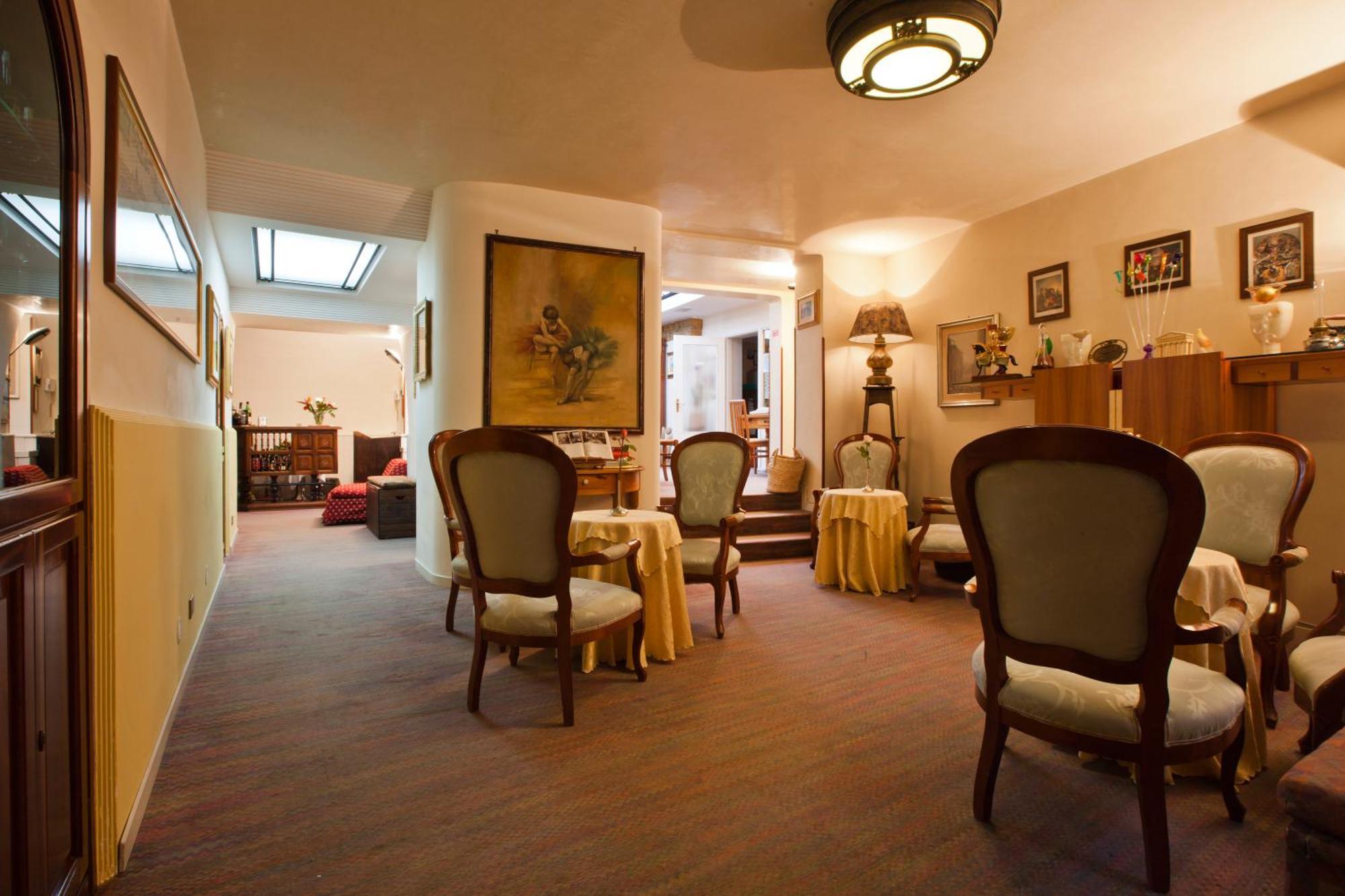 Hotel Moderno เอริเช ภายนอก รูปภาพ