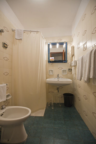Hotel Moderno เอริเช ภายนอก รูปภาพ