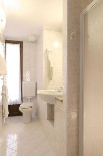 Hotel Moderno เอริเช ภายนอก รูปภาพ